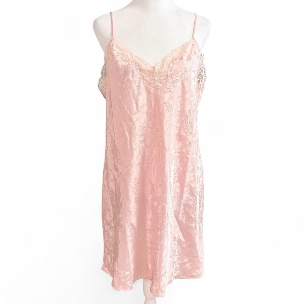 Mystique Boutique Blush Lace Chemise